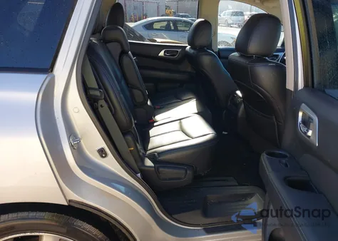 2015 Nissan Pathfinder Platinum z USA, uszkodzony, nr VIN 5N1AR2MN0FC620958